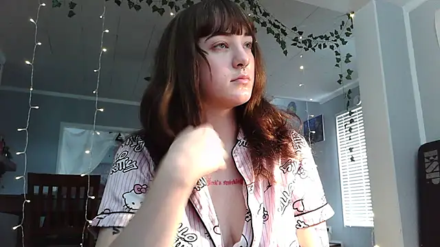 Trickylucy555 online show from August 7, 2026, 2:41 pm