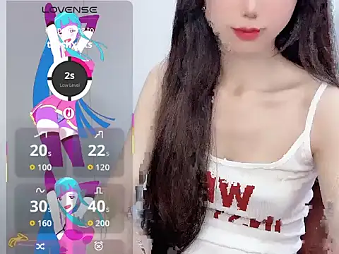 Snapshot of -Alicee- chatting on June 18, 2026, 8:14 am -Alicee- online show from June 18, 2026, 8:14 am