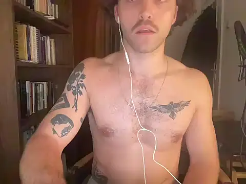 Snapshot of TattBoy666 chatting on October 19, 2025, 1:17 am TattBoy666 online show from October 19, 2025, 1:17 am