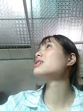 Snapshot of Monkey-0d chatting on October 20, 2025, 5:41 am Monkey-0d online show from October 20, 2025, 5:41 am