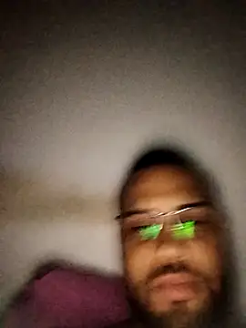 Jonathanbarreto online show from April 10, 2026, 3:56 am