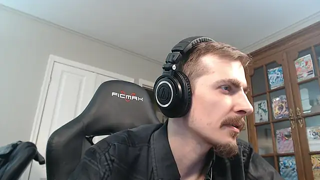 CasuallyCorrupt online show from November 9, 2025, 2:32 am