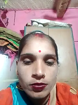 Snapshot of queen_sonam chatting on October 21, 2025, 11:33 am queen sonam online show from October 21, 2025, 11:33 am