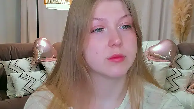 Stella Light online show from March 16, 2026, 4:29 am