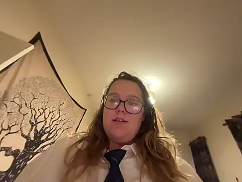 Scarletcum22 online show from December 15, 2025, 8:07 am