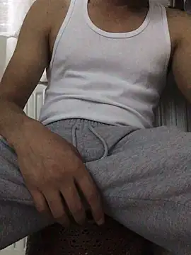 Snapshot of Axe-man_44 chatting on October 20, 2025, 5:13 pm Axe-man 44 online show from October 20, 2025, 5:13 pm