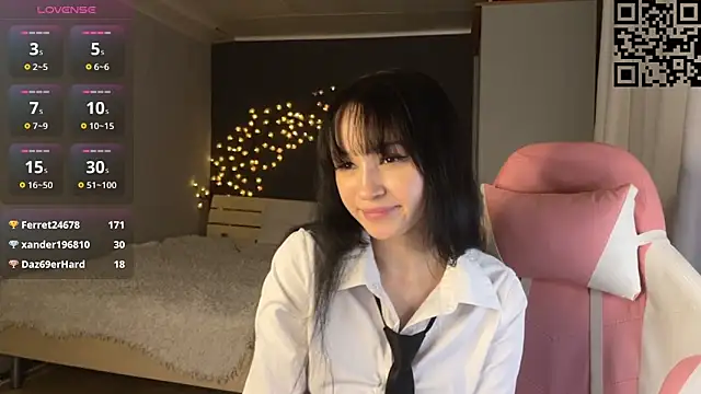 ella simons online show from March 23, 2026, 11:20 pm