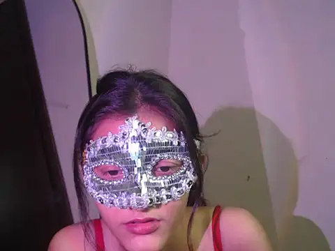 Hottie hania online show from November 4, 2025, 4:28 pm