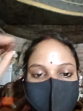 sexy 6hvhhh online show from May 28, 2026, 8:17 pm