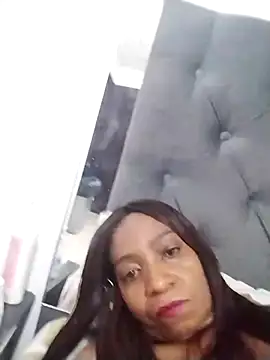 laseducida online show from December 14, 2025, 3:23 am