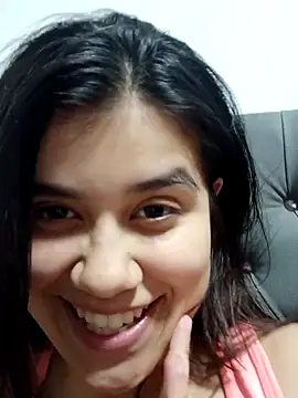 Snapshot of Thais_jhadav chatting on October 20, 2025, 12:55 am Thais jhadav online show from October 20, 2025, 12:55 am