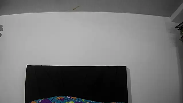 ScarlettFigueroa online show from November 1, 2025, 3:19 am