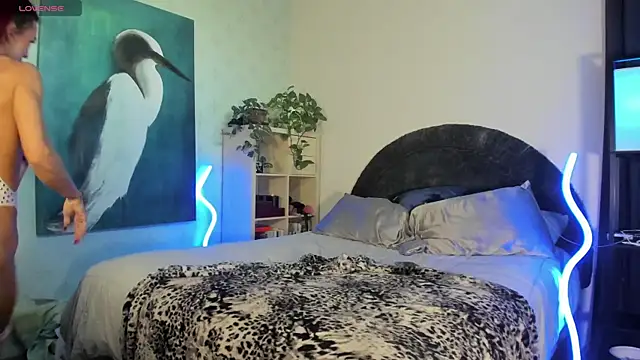 jennaraexo online show from April 7, 2026, 2:01 am