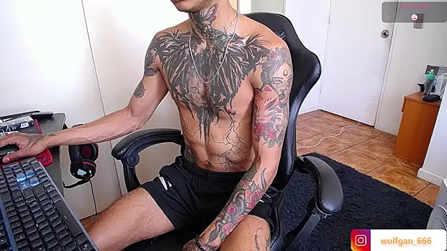 nathan aress6666 online show from February 12, 2026, 6:58 pm