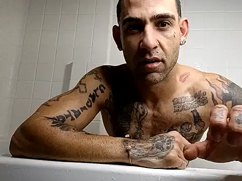 alphacloudGod online show from October 31, 2025, 7:04 pm