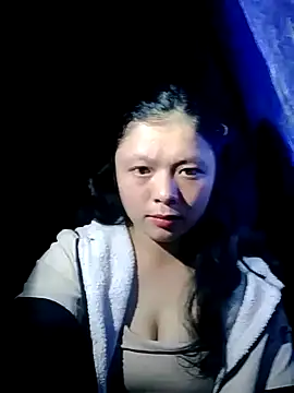 lisa-bae00 online show from November 4, 2025, 10:36 am