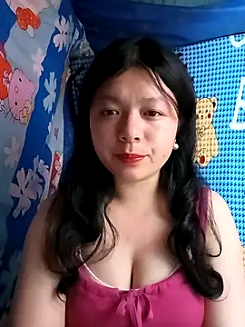 lisa-bae00 online show from February 27, 2026, 12:16 pm