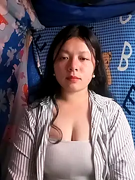 lisa-bae00 online show from March 14, 2026, 12:21 pm