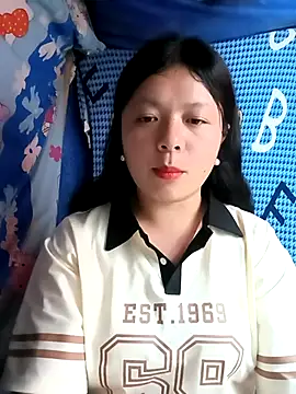 lisa-bae00 online show from March 26, 2026, 11:49 am