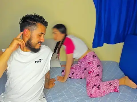 astredad2025 online show from November 27, 2025, 3:08 am