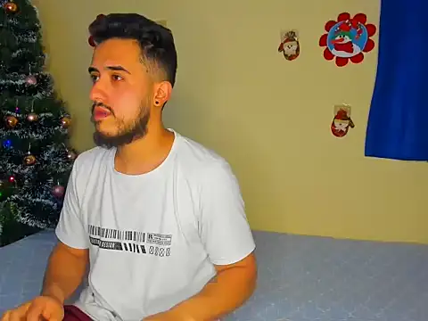 astredad2025 online show from December 19, 2025, 10:28 pm