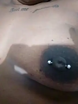 Snapshot of Jennyy31 chatting on November 12, 2025, 12:55 am Jennyy31 online show from November 12, 2025, 12:55 am