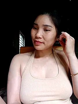 Bear bear0 online show from April 24, 2026, 1:19 am