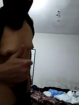 Snapshot of Joanhunk chatting on October 22, 2025, 4:13 am Joanhunk online show from October 22, 2025, 4:13 am