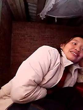 Snapshot of sowbibi chatting on November 12, 2025, 1:11 pm sowbibi online show from November 12, 2025, 1:11 pm