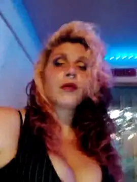 dollfacegang online show from November 14, 2025, 12:53 am