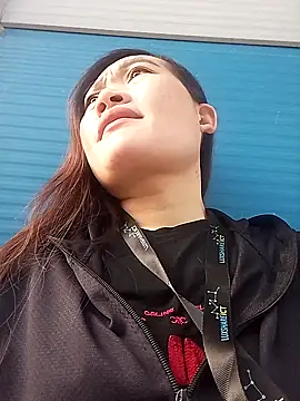  LAN  online show from November 22, 2025, 12:20 am