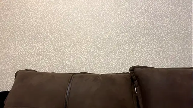 Snapshot of auroracus chatting on October 22, 2025, 8:14 am auroracus online show from October 22, 2025, 8:14 am