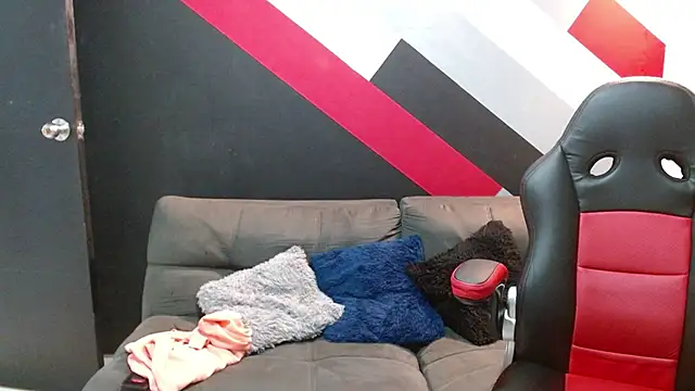 Zac Golden online show from November 15, 2025, 2:53 am