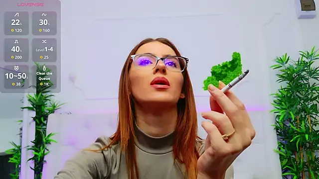 ElisaCharm online show from November 18, 2025, 3:45 am