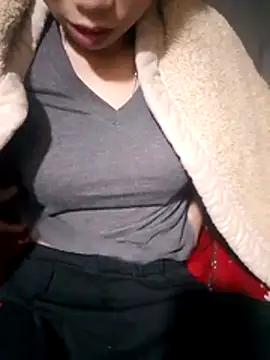 mekaka00 online show from November 15, 2025, 10:37 pm