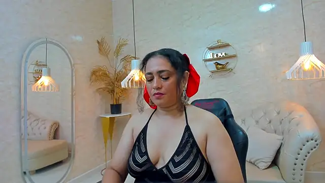 Bianca Millf online show from May 30, 2026, 4:09 am
