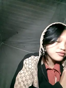 Snapshot of Menu_x chatting on December 19, 2025, 7:54 pm Menu x online show from December 19, 2025, 7:54 pm