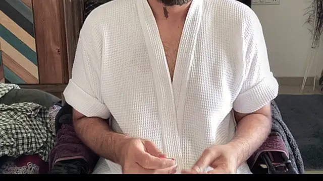 MakeMeAwareAah online show from January 13, 2026, 6:40 am