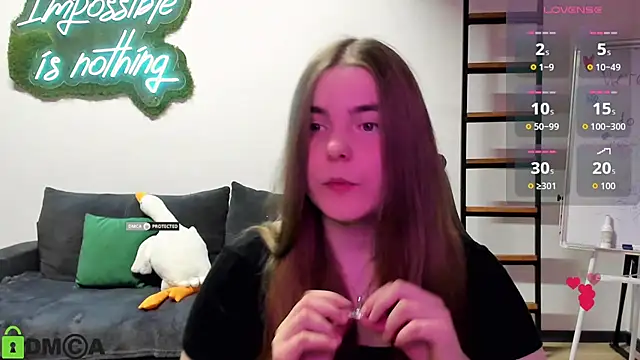 MiraaBloom online show from November 30, 2025, 2:21 pm