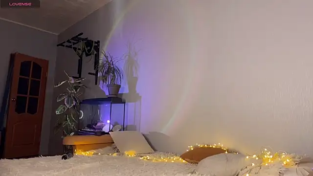 Lin Cherie online show from November 18, 2025, 4:55 pm