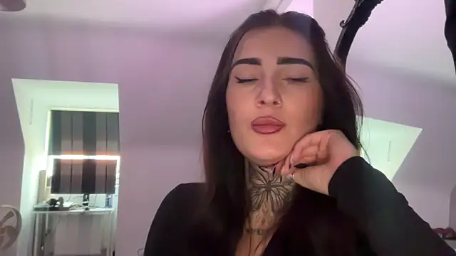 Snapshot of CleoStarr444 chatting on October 21, 2025, 10:49 am CleoStarr444 online show from October 21, 2025, 10:49 am