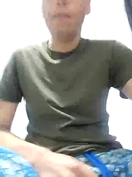 Snapshot of Damian9500 chatting on October 25, 2025, 6:35 pm Damian9500 online show from October 25, 2025, 6:35 pm