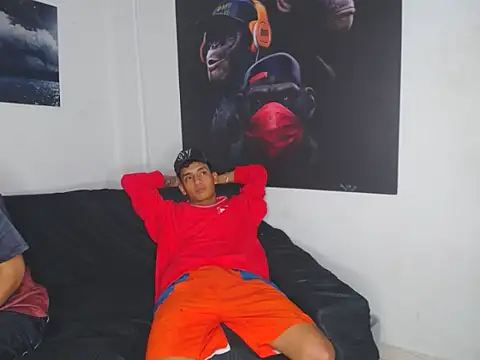 jfkpussy online show from November 29, 2025, 8:50 am