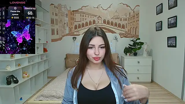 KittyShenson online show from February 12, 2026, 12:33 pm