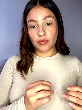 Talia Bonet online show from January 7, 2026, 2:41 pm