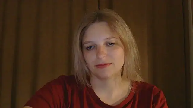 ElisSky301 online show from May 7, 2026, 8:03 pm