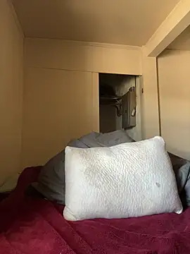 xoxokehlani online show from April 20, 2026, 5:48 pm