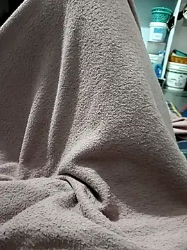 naveen 3222 online show from November 10, 2025, 5:45 pm