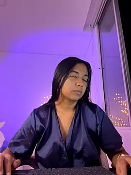 aly nicols online show from November 8, 2025, 1:17 am