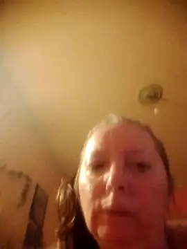 Mairi702 online show from May 8, 2026, 10:20 am